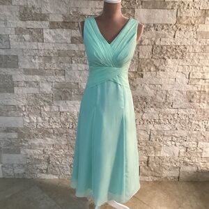Hebeos Chiffon Mint Green Formal Dress (NWT)
